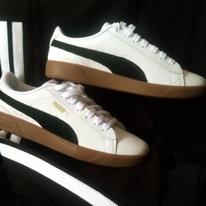 Puma White and Black Sneakers with Brown Sole